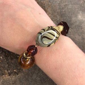 Y2K glass bead bracelet cream brown amber stretch